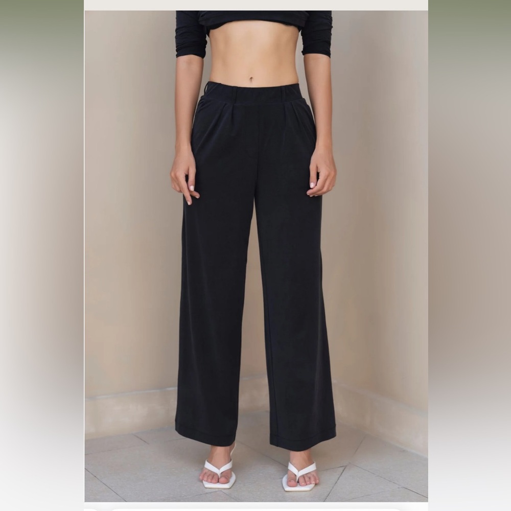 Leze the Label Bailey Pant. NWT